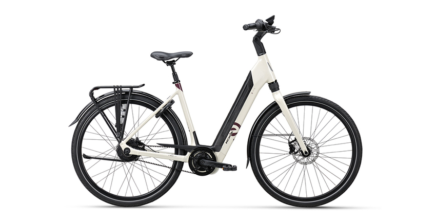 Evia Pro White